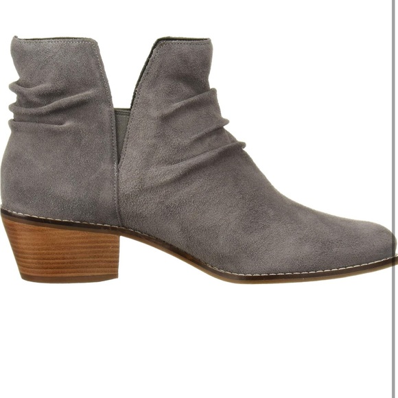 Cole Haan Booties Size 6.5 Never Worn - Picture 3 of 6